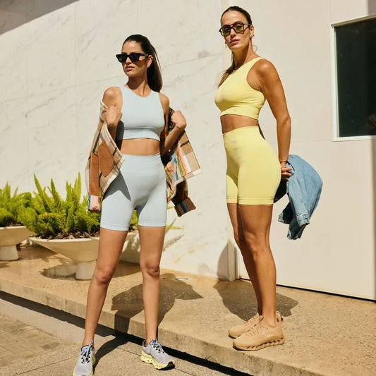 athleisure outfits women — Glossy activewear