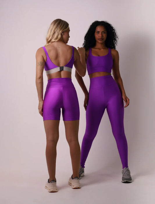 Woman wearing high waist satin leggings