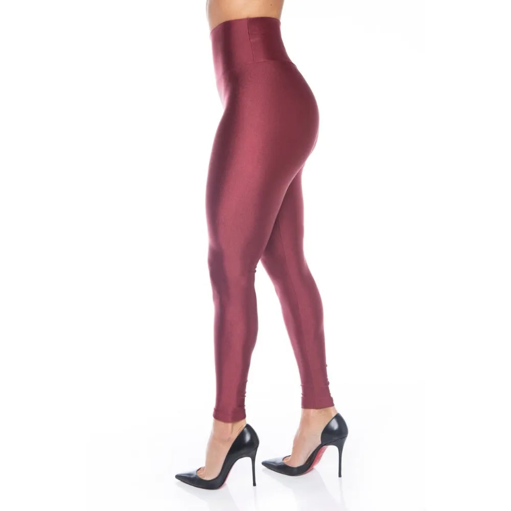 Glossy activewear product image