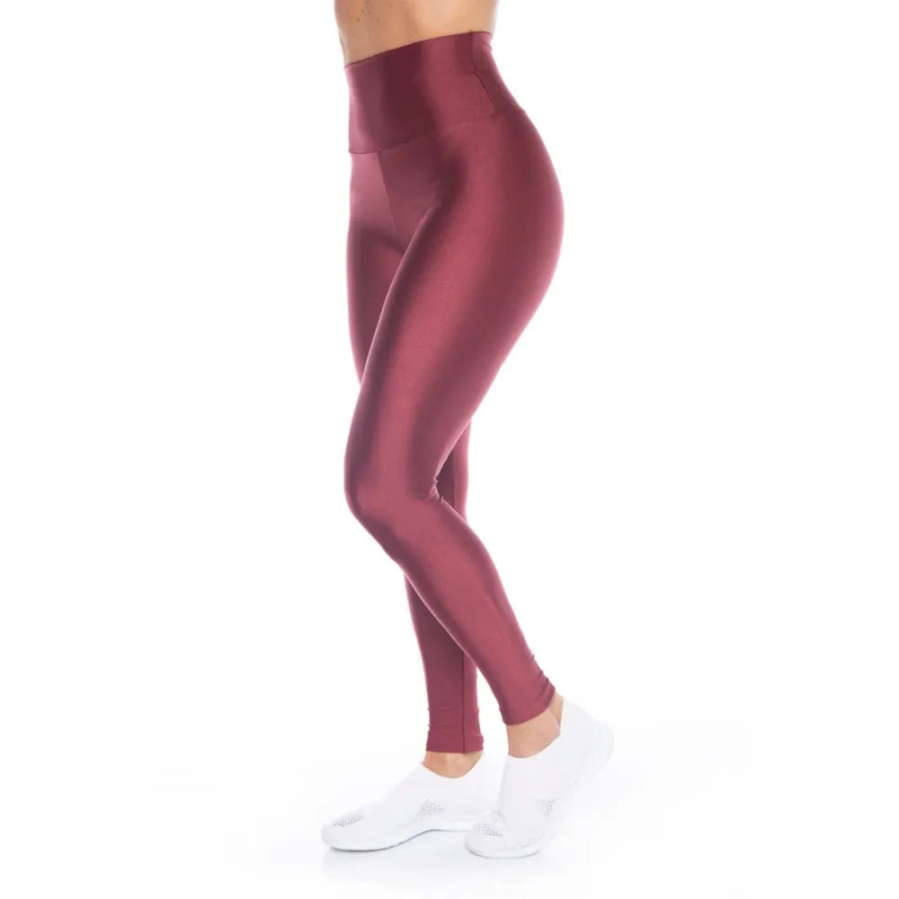 Glossy activewear product image