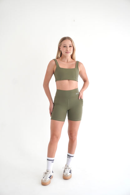 2-Piece Sculpt Set: Short & Bra | Glossy