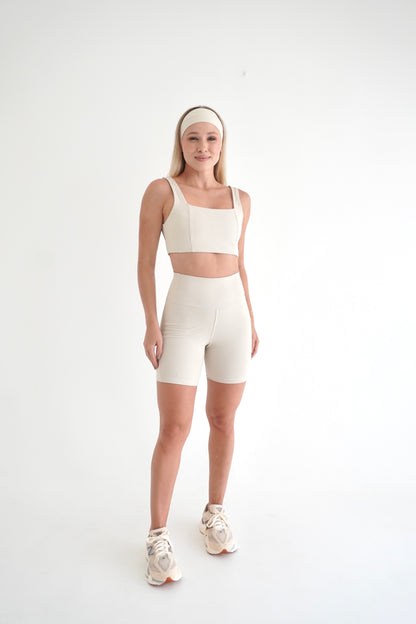 2-Piece Sculpt Set: Short & Bra | Glossy