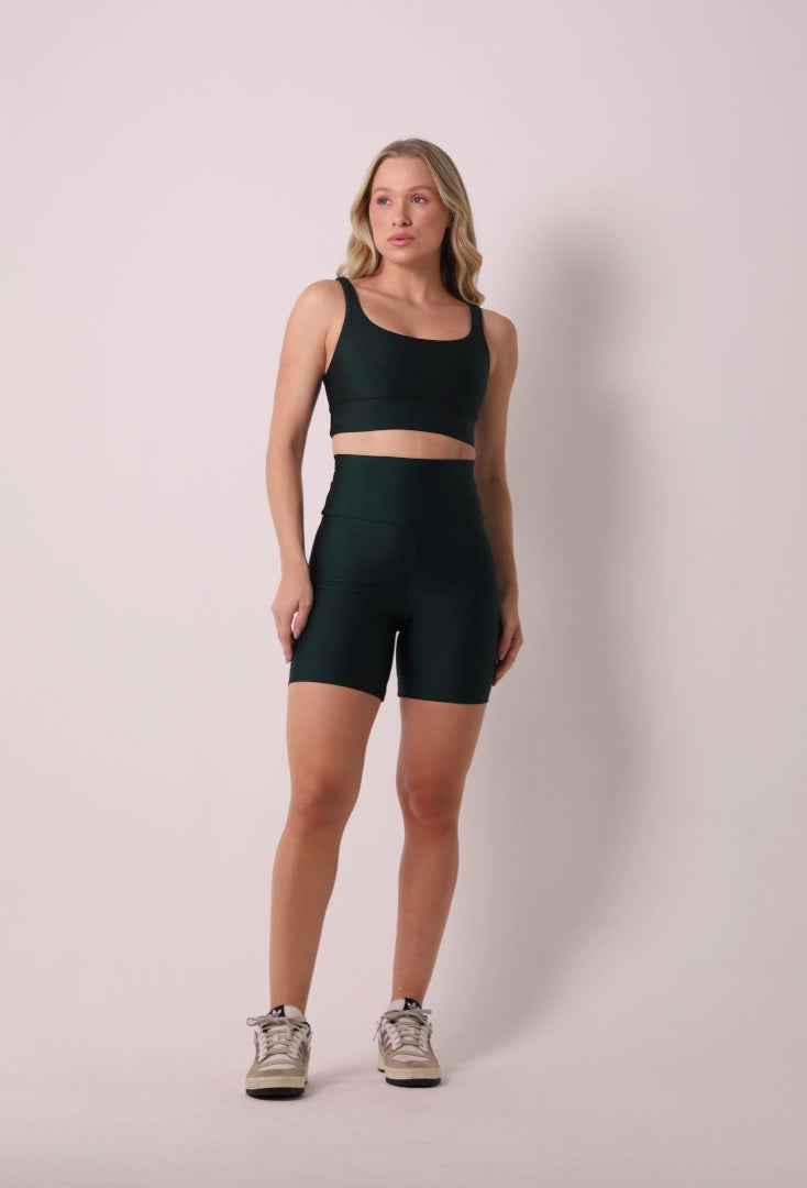 Satin Touch Sculpt Short - Bonsai | Glossy