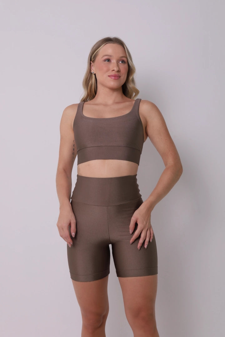 Satin Touch Sculpt Short - Castanho | Glossy