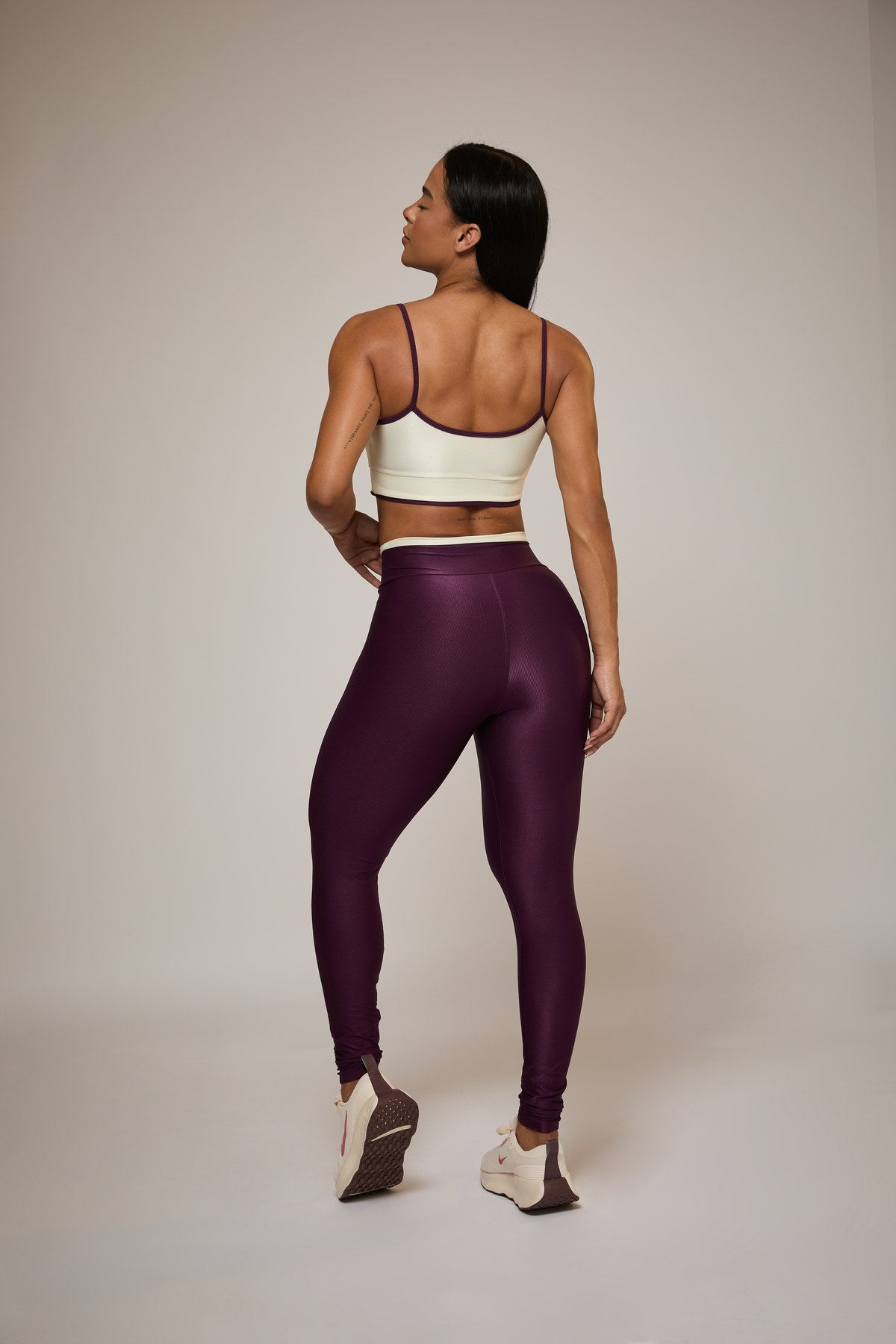 Via Mafia Joy Set — Cream & Wine two-tone bra & leggings